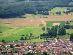 Sarraltroff (2008) : l'agroglyphe en face du village